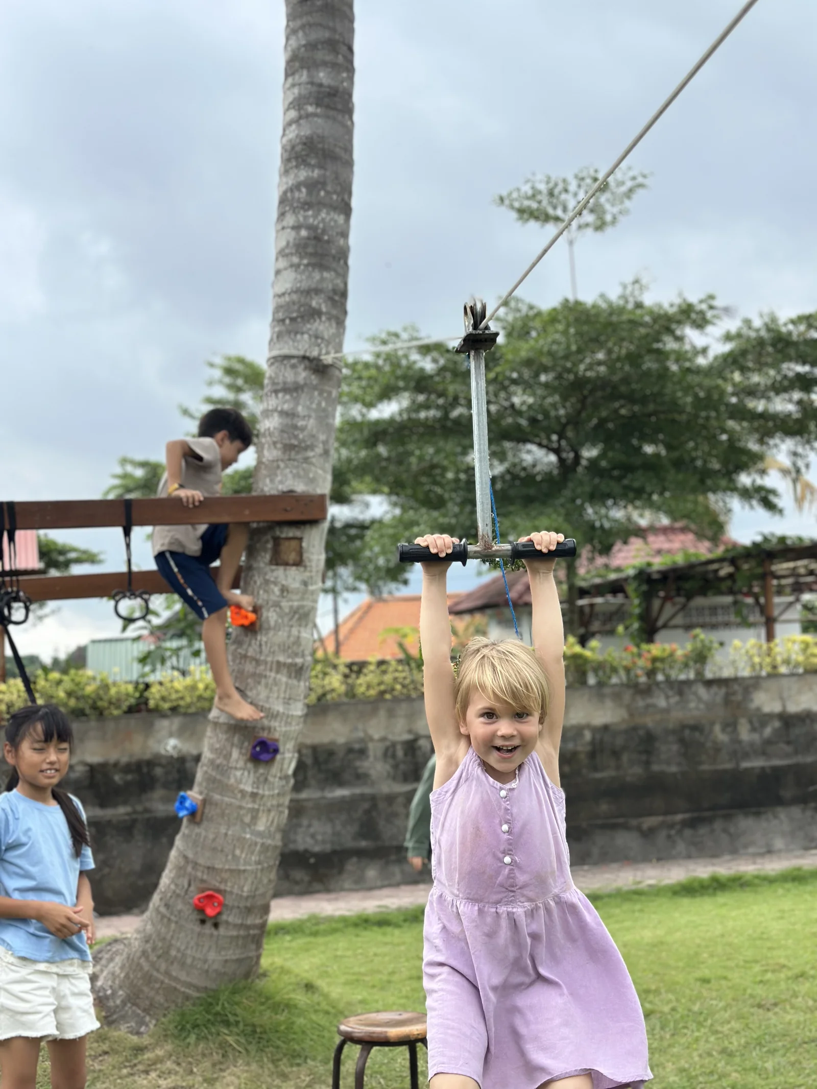 Sunny Kids Moment 47